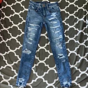 American Eagle Ripped Blue Jeans High Rise